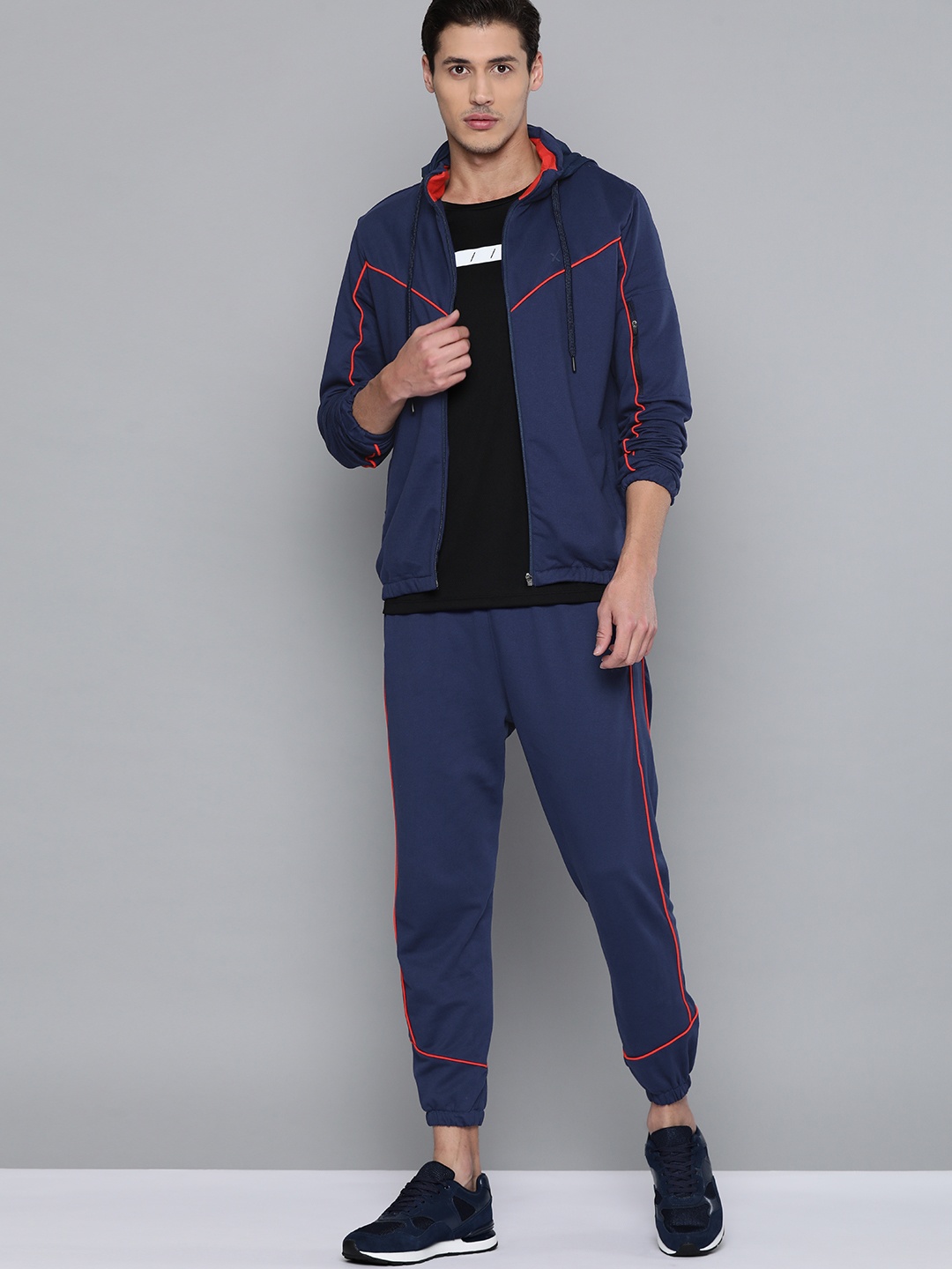 HRX By Hrithik Roshan Lifestyle Men Medieval Blue Bio-Wash Solid Tracksuits, Navy blue
HRX By Hrithik Roshan Lifestyle Men Medieval Blue Bio-Wash Solid Tracksuits, Navy blue