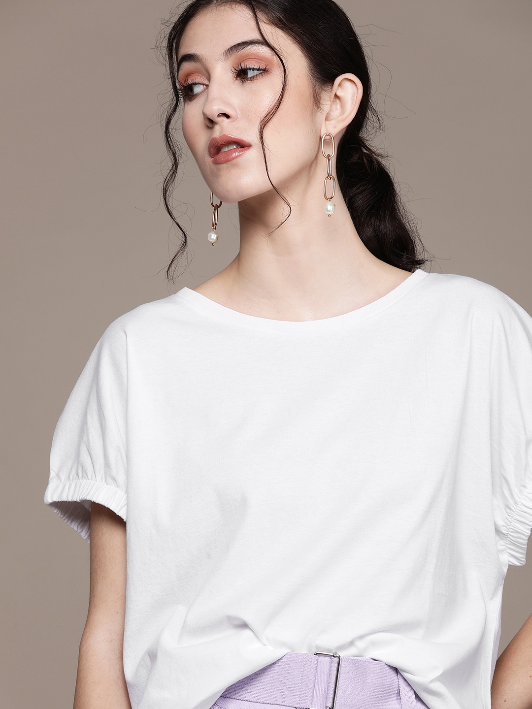 MANGO Women White Solid Pure Cotton Extended Sleeves Sustainable Pure Cotton T-shirt
MANGO Women White Solid Pure Cotton Extended Sleeves Sustainable Pure Cotton T-shirt
