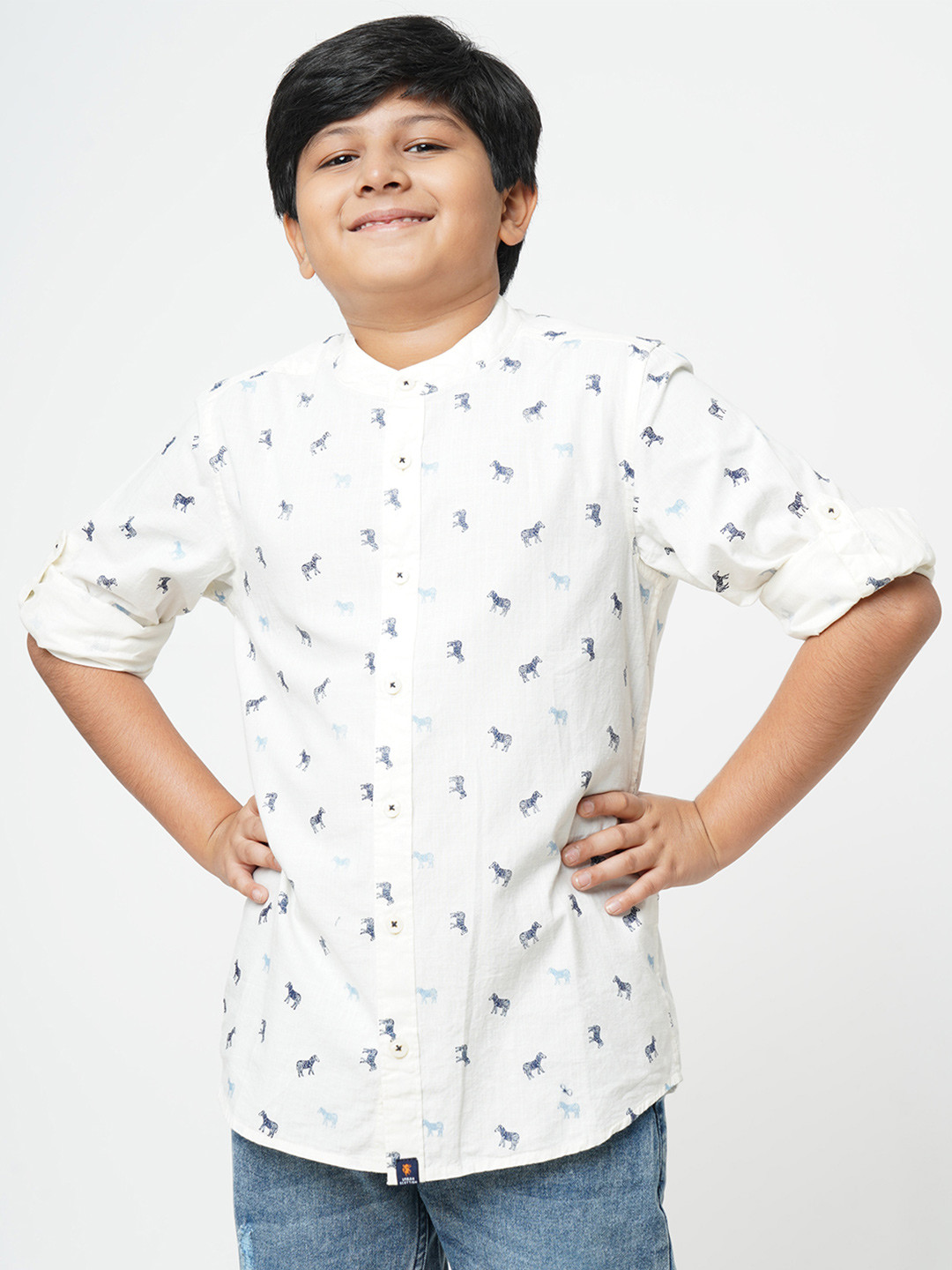 URBAN SCOTTISH Boys Off-White & Blue Printed Regular Fit Casual Shirt
URBAN SCOTTISH Boys Off-White & Blue Printed Regular Fit Casual Shirt