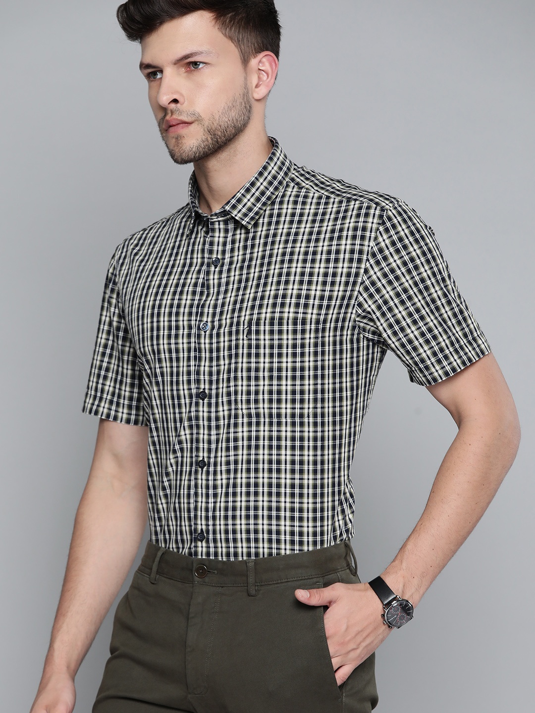 Indian Terrain Men Navy Blue & Off-White Cotton Slim Fit Tartan Checks Smart Casual Shirt
Indian Terrain Men Navy Blue & Off-White Cotton Slim Fit Tartan Checks Smart Casual Shirt