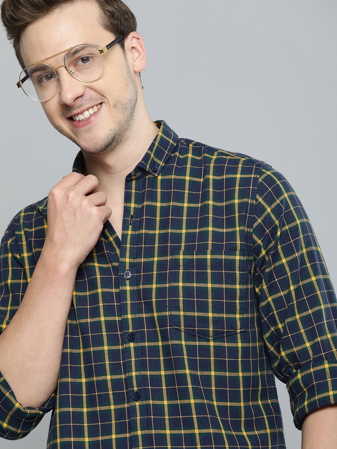Mast & Harbour Men Navy Blue & Yellow Checked Cutaway Collar Pure Cotton Casual Shirt
Mast & Harbour Men Navy Blue & Yellow Checked Cutaway Collar Pure Cotton Casual Shirt