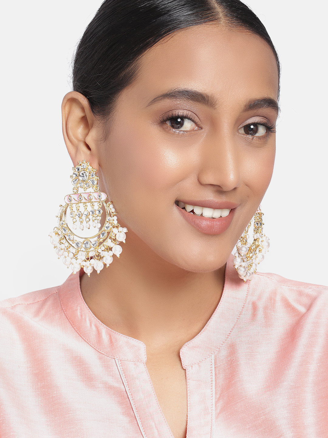Peora Gold-Plated & White Handcrafted Kundan-Studded and Pearl-Beaded Meenakari Chandbalis
Peora Gold-Plated & White Handcrafted Kundan-Studded and Pearl-Beaded Meenakari Chandbalis