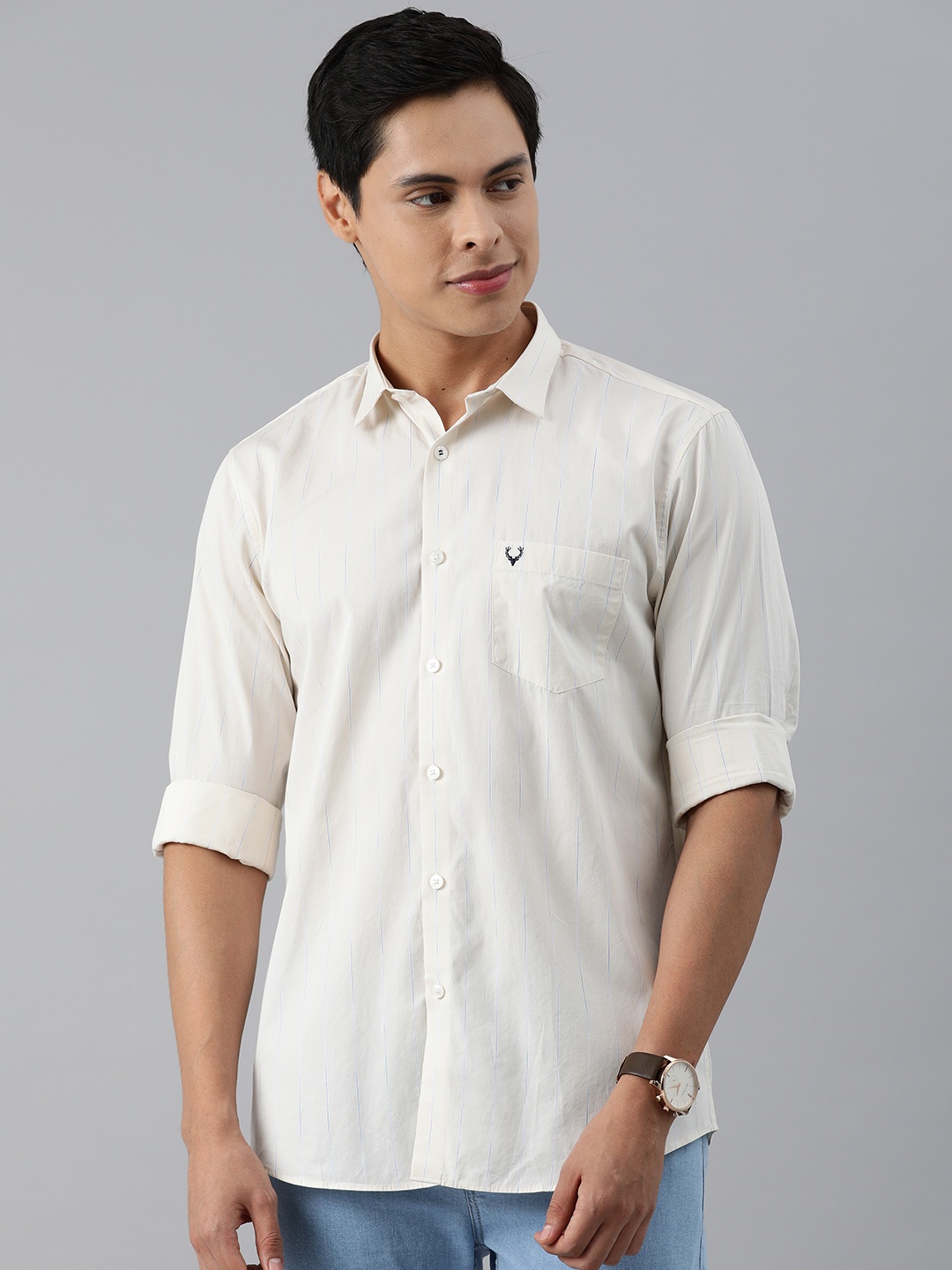 Allen Solly Men Cream-Coloured & Blue Striped Pure Cotton Classic Fit Casual Shirt
Allen Solly Men Cream-Coloured & Blue Striped Pure Cotton Classic Fit Casual Shirt
