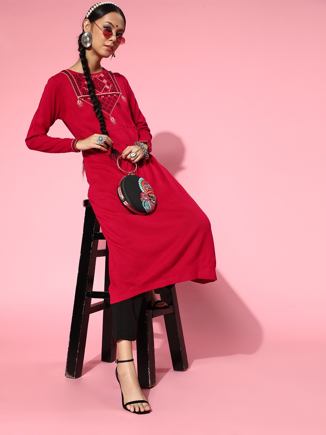 Sangria Women Red & Black Yoke Design Thread Work Woollen Winter Kurta with Trousers
Sangria Women Red & Black Yoke Design Thread Work Woollen Winter Kurta with Trousers