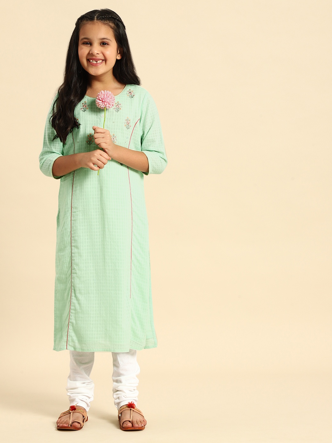 House of Pataudi Girls Green Floral Checked Thread Work Pure Cotton Straight Kurta