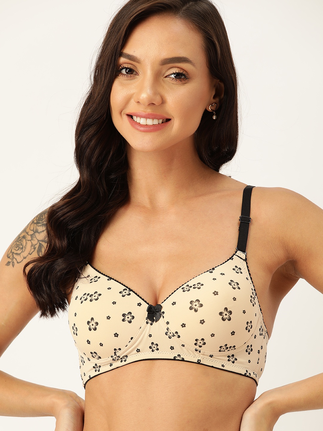 DressBerry Cream-Coloured & Black Floral Print T-shirt Bra - Full Coverage Lightly Padded
DressBerry Cream-Coloured & Black Floral Print T-shirt Bra - Full Coverage Lightly Padded