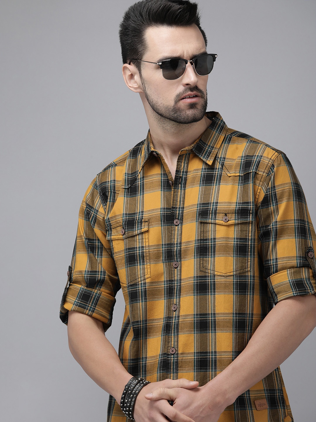 The Roadster Lifestyle Co Men Mustard Yellow & Blue Checked Pure Cotton Casual Shirt
The Roadster Lifestyle Co Men Mustard Yellow & Blue Checked Pure Cotton Casual Shirt