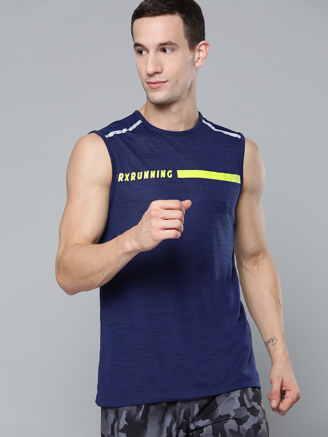 HRX By Hrithik Roshan Running Men Estate Blue Rapid-Dry Typography T-shirt, Navy blue
HRX By Hrithik Roshan Running Men Estate Blue Rapid-Dry Typography T-shirt, Navy blue