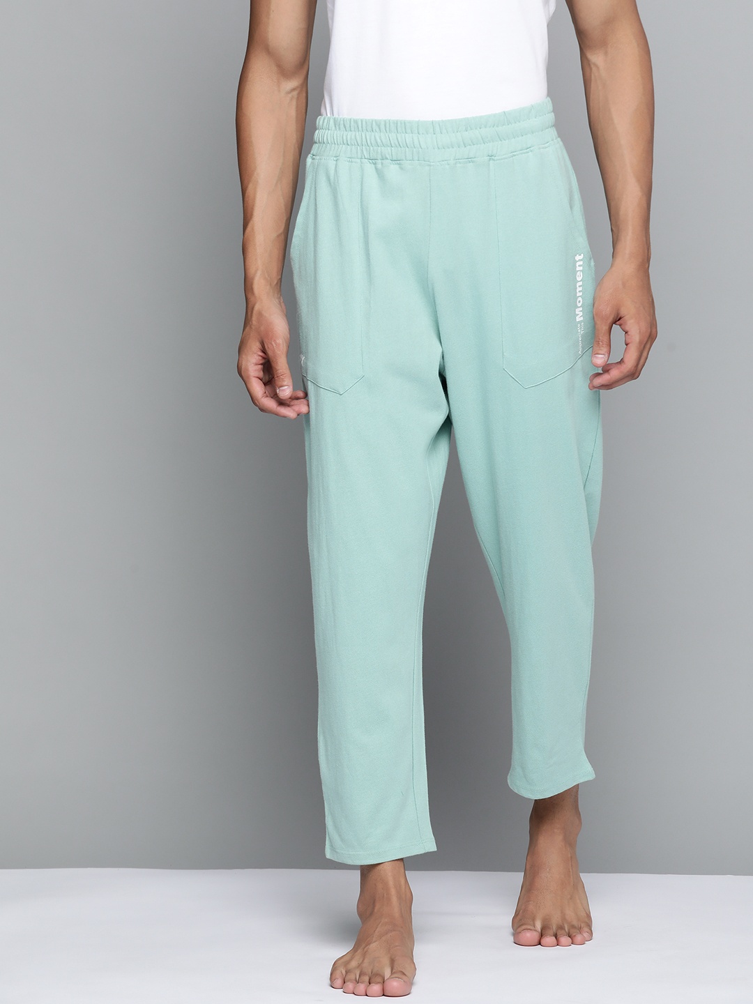 HRX By Hrithik Roshan Yoga Men Green Pure Cotton Rapid-Dry Typography Sustainable Track Pants
HRX By Hrithik Roshan Yoga Men Green Pure Cotton Rapid-Dry Typography Sustainable Track Pants