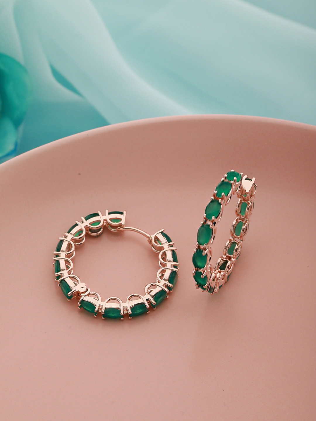 Saraf RS Jewellery Green & Rose Gold-Plated Circular Hoop Earrings
Saraf RS Jewellery Green & Rose Gold-Plated Circular Hoop Earrings