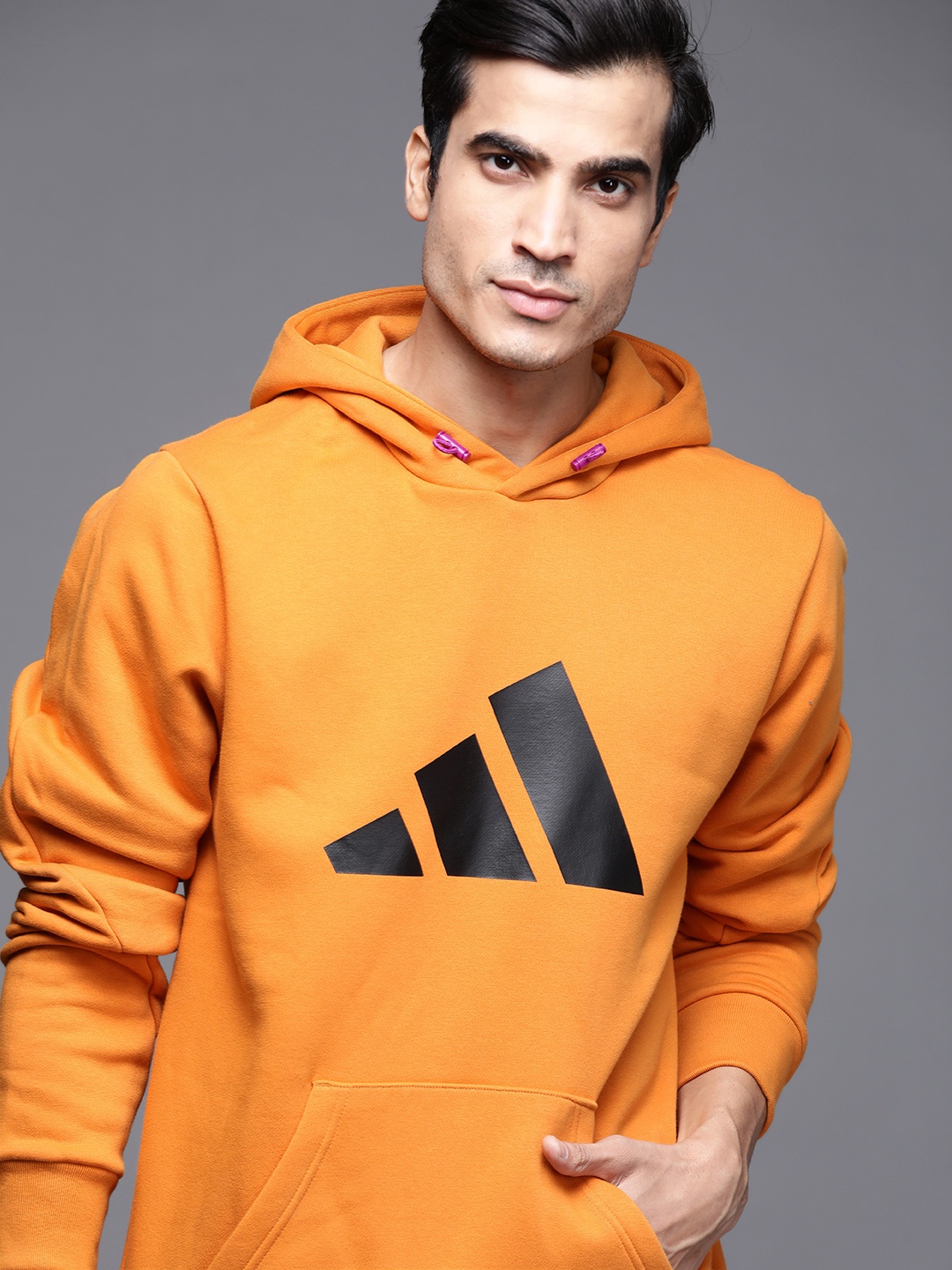 Adidas Men Mustard Yellow Brand Logo Print Training Future Icons WTR Hooded Sustainable Sweatshirt
Adidas Men Mustard Yellow Brand Logo Print Training Future Icons WTR Hooded Sustainable Sweatshirt