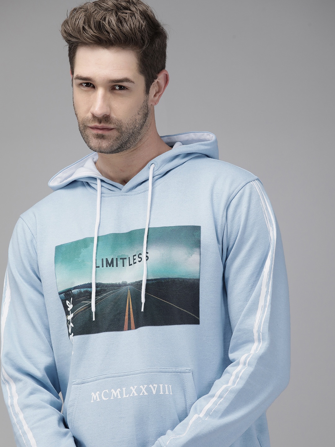 Roadster Men Mineral Blue Graphic Printed Hooded Pullover Sweatshirt, Turquoise blue
Roadster Men Mineral Blue Graphic Printed Hooded Pullover Sweatshirt, Turquoise blue