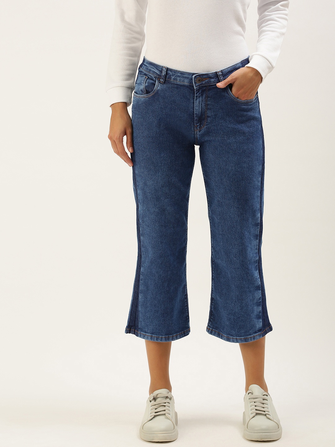Flying Machine Women Blue Flared Fit Mid Rise Clean Look Cropped Jeans With Side Stripes
Flying Machine Women Blue Flared Fit Mid Rise Clean Look Cropped Jeans With Side Stripes