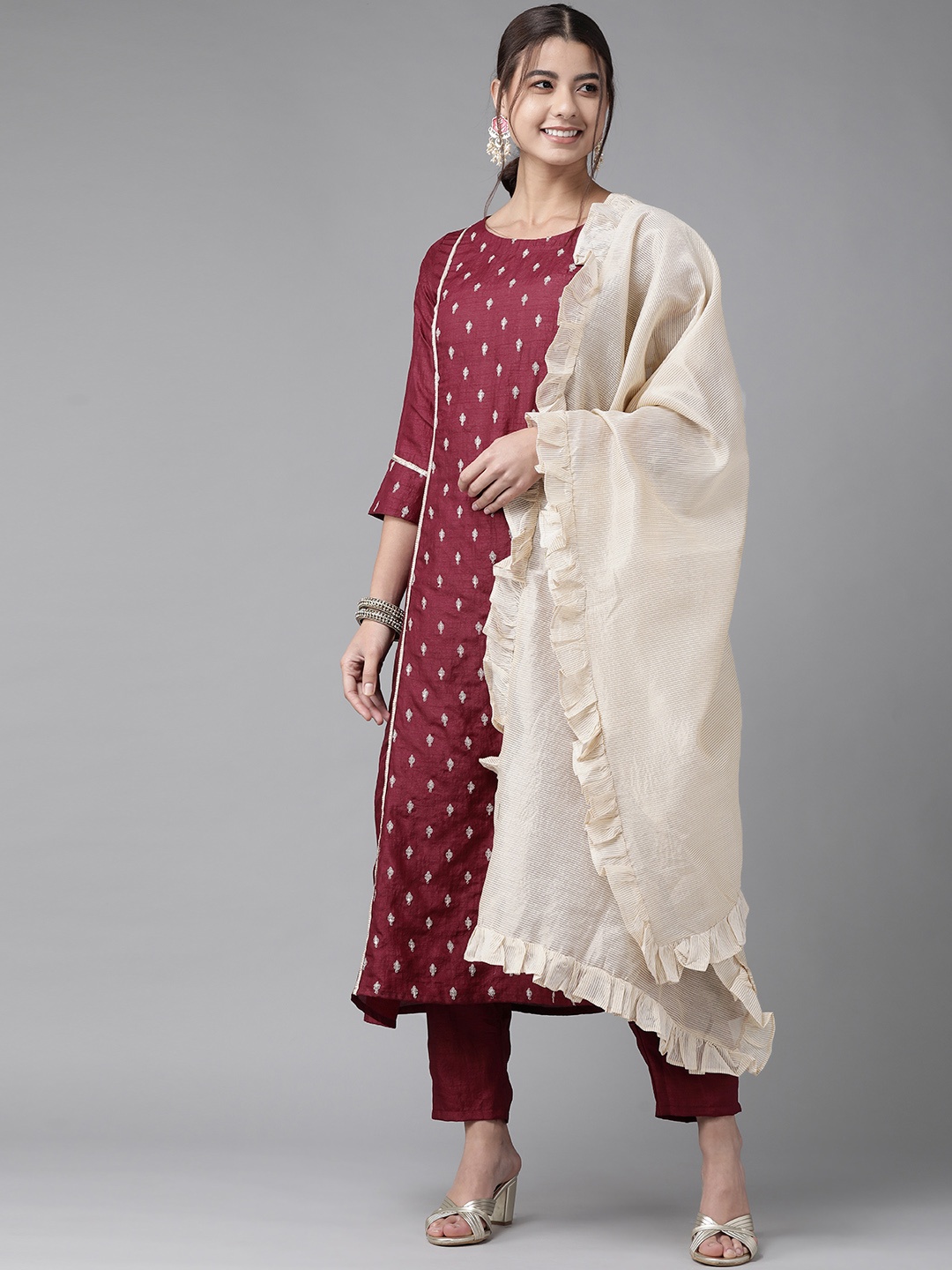 Indo Era Women Maroon Ethnic Motifs Embroidered Panelled Gotta Patti Kurta with Trousers & With Dupatta
Indo Era Women Maroon Ethnic Motifs Embroidered Panelled Gotta Patti Kurta with Trousers & With Dupatta