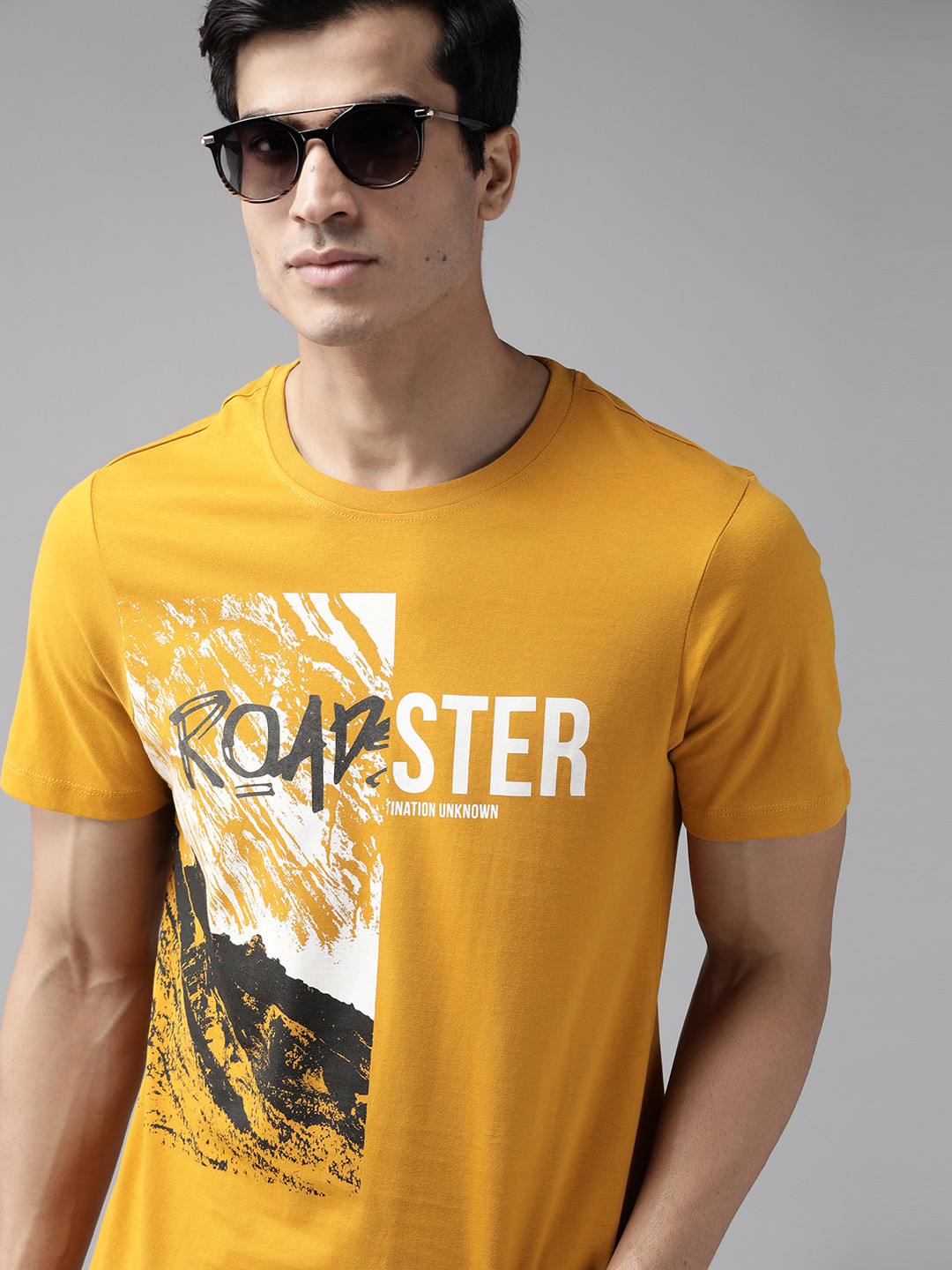 Roadster Men Mustard Yellow Pure Cotton Brand Logo Printed Pure Cotton T-shirt 
Roadster Men Mustard Yellow Pure Cotton Brand Logo Printed Pure Cotton T-shirt