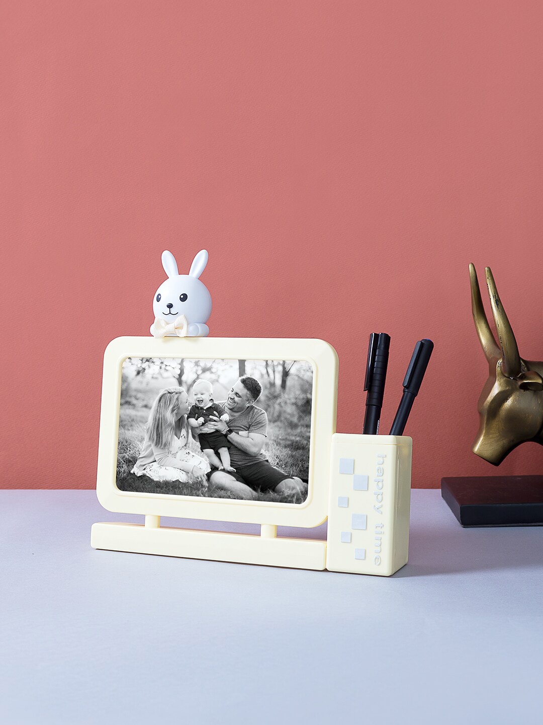 Golden Peacock Yellow & Grey Bunny Rabbit Horizontal Table Photo Frame With Pen Holder
Golden Peacock Yellow & Grey Bunny Rabbit Horizontal Table Photo Frame With Pen Holder