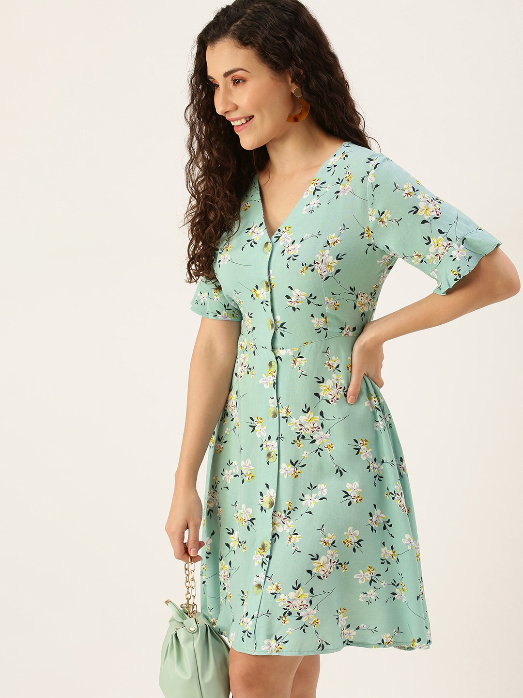 Flying Machine Turquoise Blue & Green Floral Printed V-Neck Bell Sleeves Rayon Shirt Dress
Flying Machine Turquoise Blue & Green Floral Printed V-Neck Bell Sleeves Rayon Shirt Dress