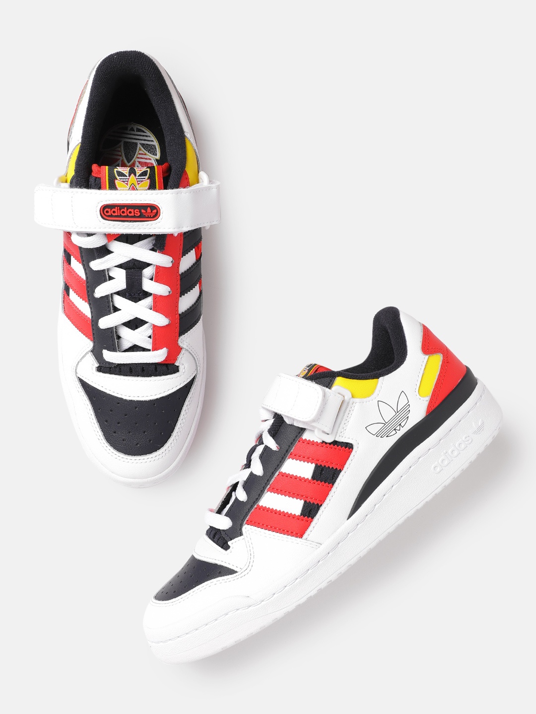 ADIDAS Originals Men White & Navy Blue Forum Low Colourblocked Sustainable Sustainable Sneakers
ADIDAS Originals Men White & Navy Blue Forum Low Colourblocked Sustainable Sustainable Sneakers
