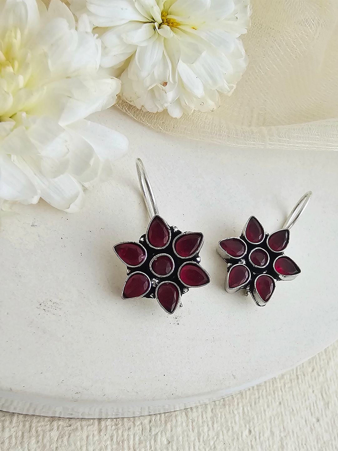Binnis Wardrobe Women Silver-Toned German Silver Contemporary Ruby Stone Drop Earrings
Binnis Wardrobe Women Silver-Toned German Silver Contemporary Ruby Stone Drop Earrings