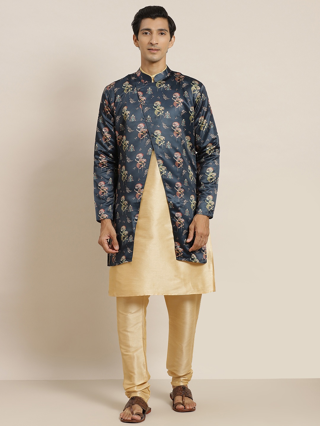 SOJANYA Men Golden & Navy Blue Solid Kurta with Churidar & Floral Printed Jacket, Gold
SOJANYA Men Golden & Navy Blue Solid Kurta with Churidar & Floral Printed Jacket, Gold