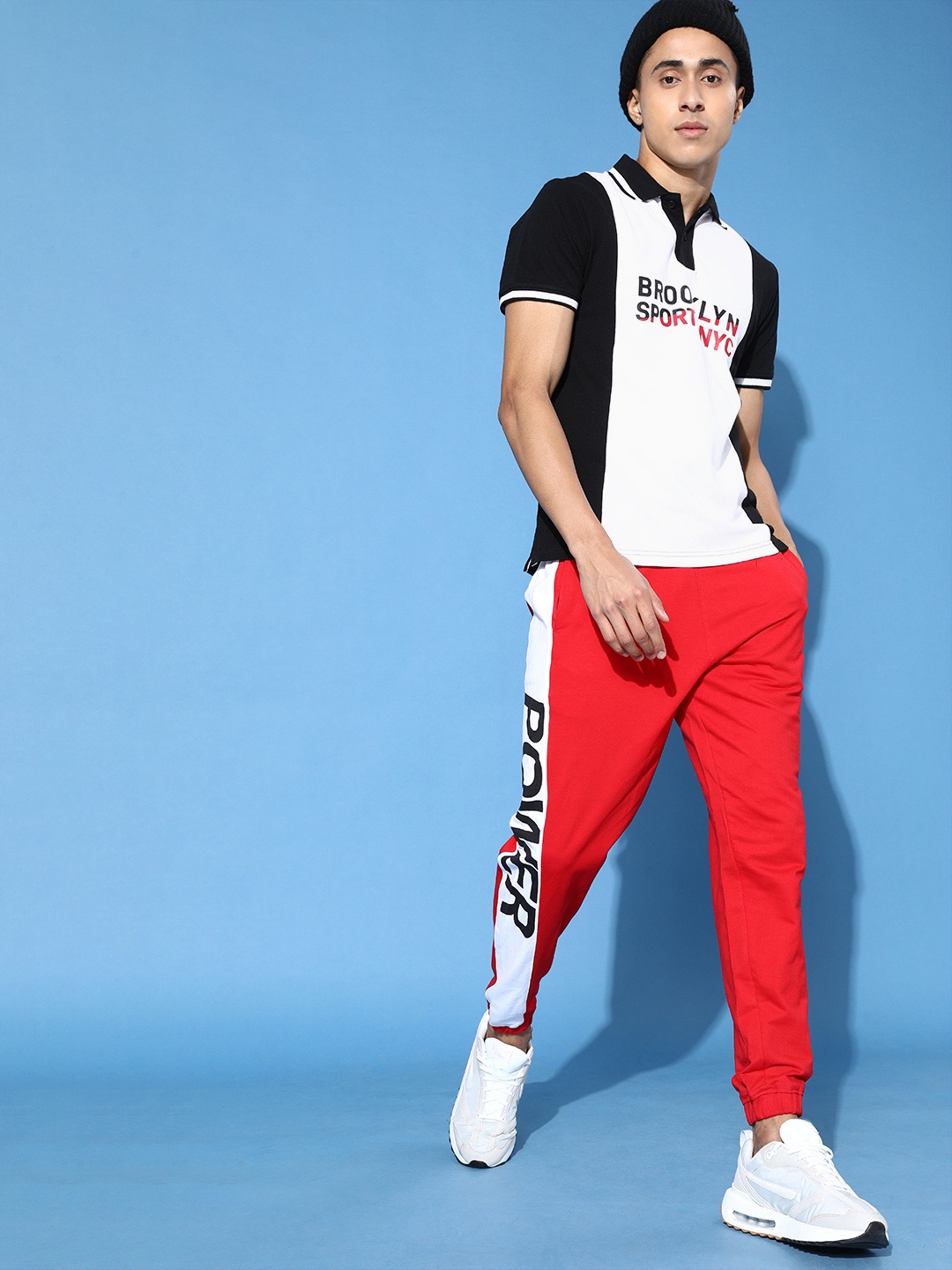 Moda Rapido Men Black Printed Playful Splicing Tshirt