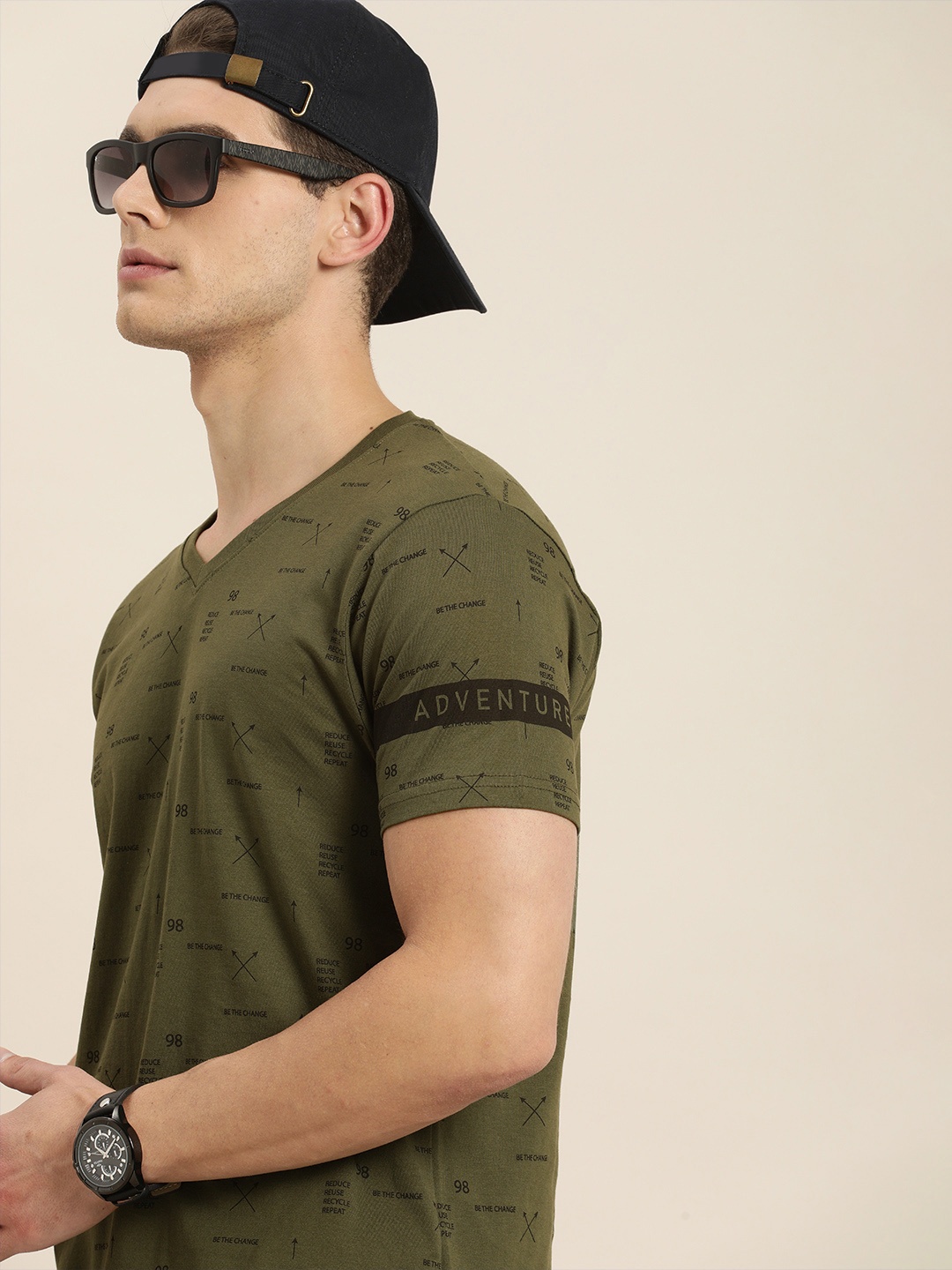 Moda Rapido Men Olive Green Black Ditsy Typography Printed V-Neck Pure Cotton T-shirt
Moda Rapido Men Olive Green Black Ditsy Typography Printed V-Neck Pure Cotton T-shirt