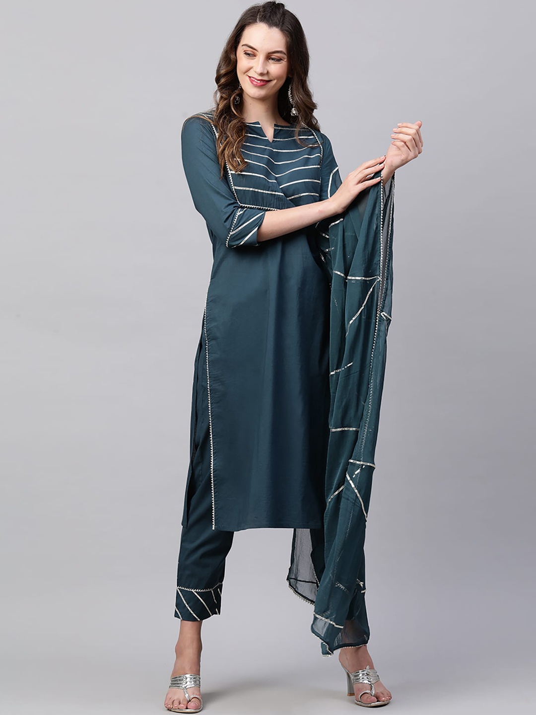 Indo Era Women Teal Green & Golden Gotta Patti Pure Cotton Kurta with Trousers & Dupatta
Indo Era Women Teal Green & Golden Gotta Patti Pure Cotton Kurta with Trousers & Dupatta