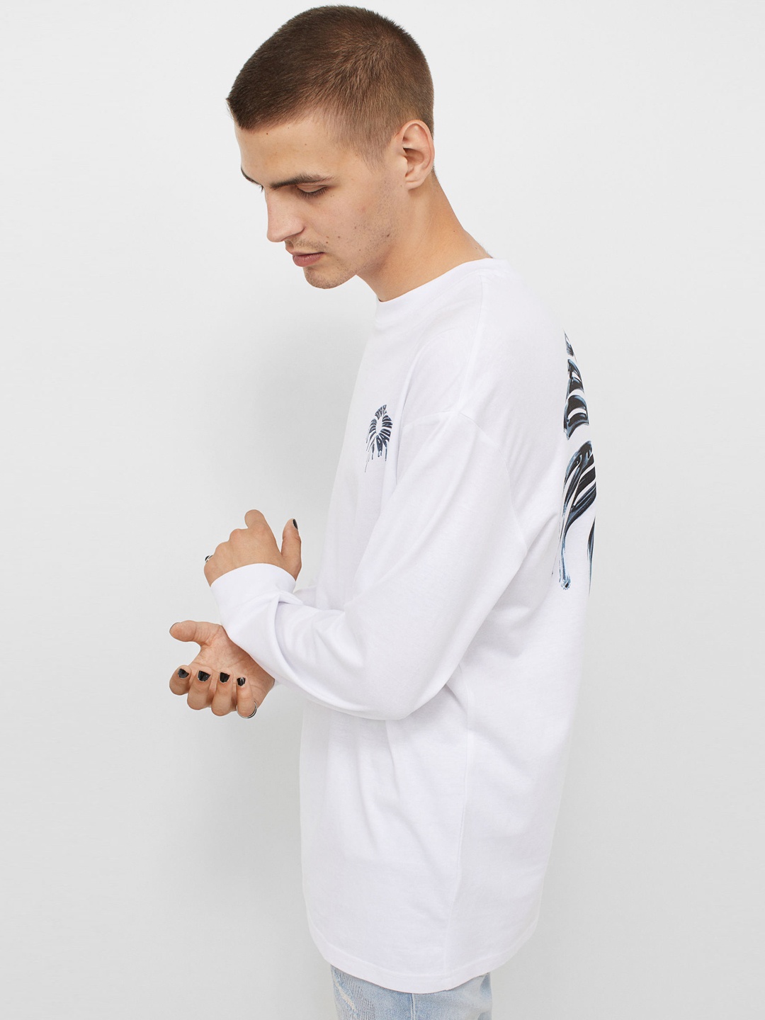 H&M Men White Printed Oversized jersey top