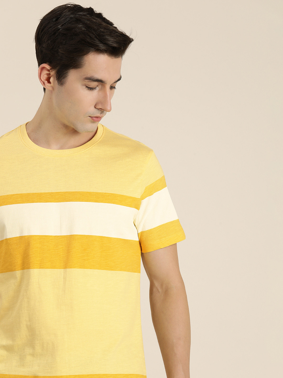 ether Men Yellow & Off White Colourblocked Printed Slim Fit Pure Cotton Casual T-shirt
ether Men Yellow & Off White Colourblocked Printed Slim Fit Pure Cotton Casual T-shirt