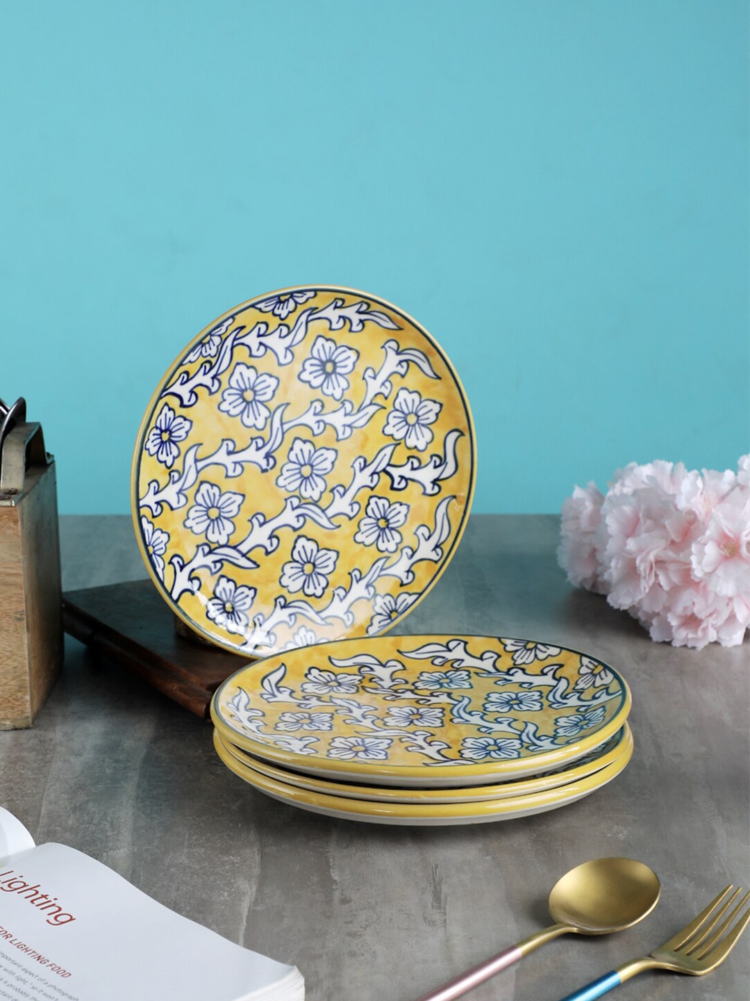 VarEesha Yellow & White 4 Pieces Handcrafted and Hand Painted Printed Ceramic Glossy Plates
VarEesha Yellow & White 4 Pieces Handcrafted and Hand Painted Printed Ceramic Glossy Plates