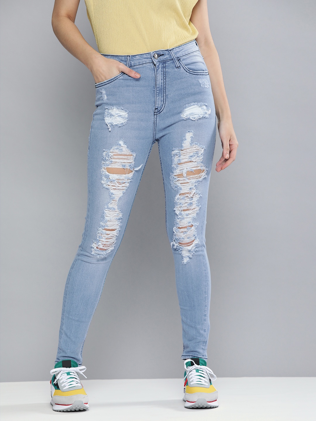 Kook N Keech Women Blue Super Skinny Fit Mildly Distressed Heavy Fade Stretchable Jeans
Kook N Keech Women Blue Super Skinny Fit Mildly Distressed Heavy Fade Stretchable Jeans