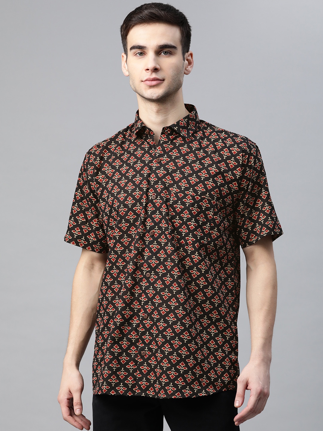 MILLENNIAL MEN Black & Rust Red Comfort Regular Fit Pure Cotton Printed Casual Shirt
MILLENNIAL MEN Black & Rust Red Comfort Regular Fit Pure Cotton Printed Casual Shirt