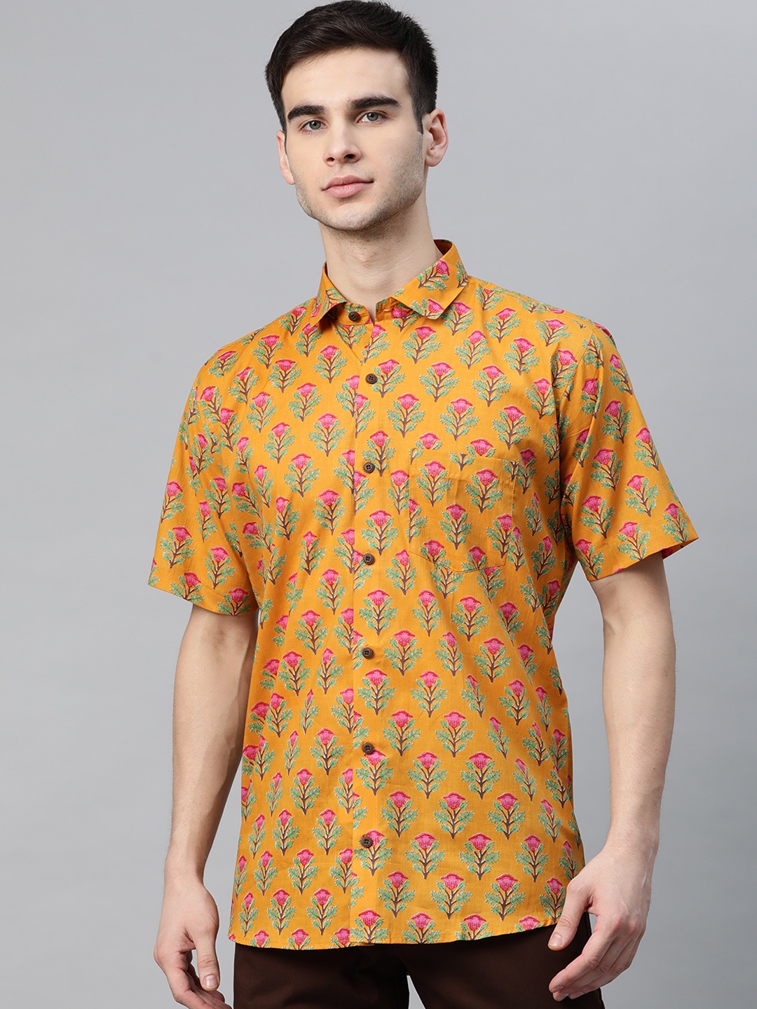 MILLENNIAL MEN Mustard Yellow & Pink Pure Cotton Comfort Regular Fit Printed Casual Shirt
MILLENNIAL MEN Mustard Yellow & Pink Pure Cotton Comfort Regular Fit Printed Casual Shirt