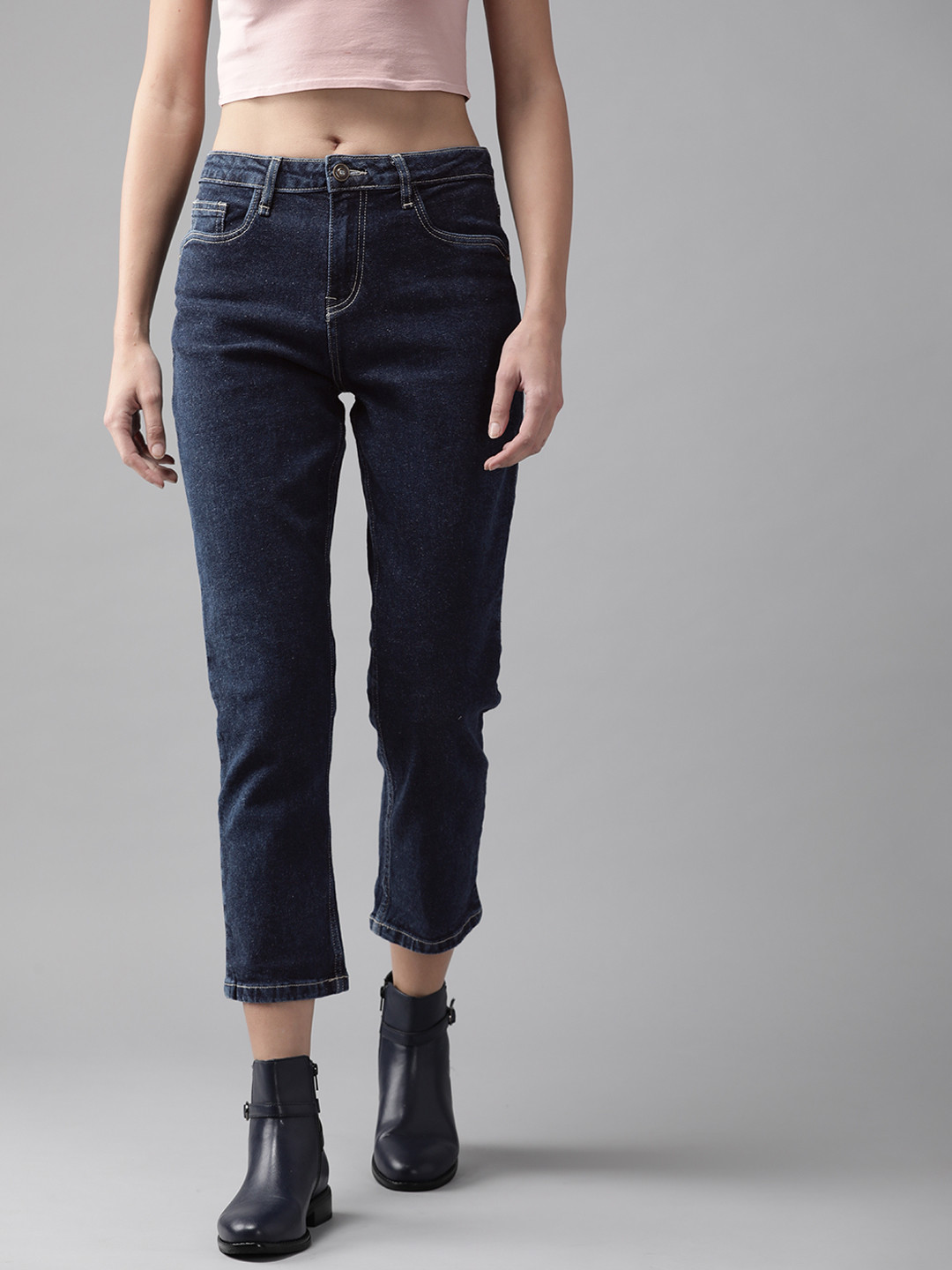 Roadster Women Navy Blue Straight Fit Stretchable Cropped Jeans
Roadster Women Navy Blue Straight Fit Stretchable Cropped Jeans