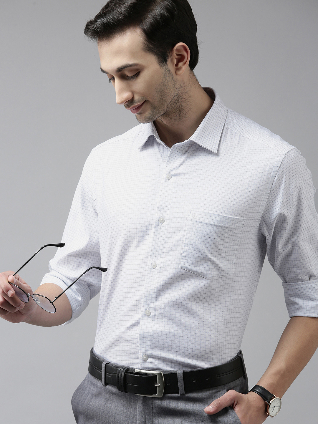 Arrow Men White & Blue Slim Fit Opaque Checked Formal Shirt
Arrow Men White & Blue Slim Fit Opaque Checked Formal Shirt