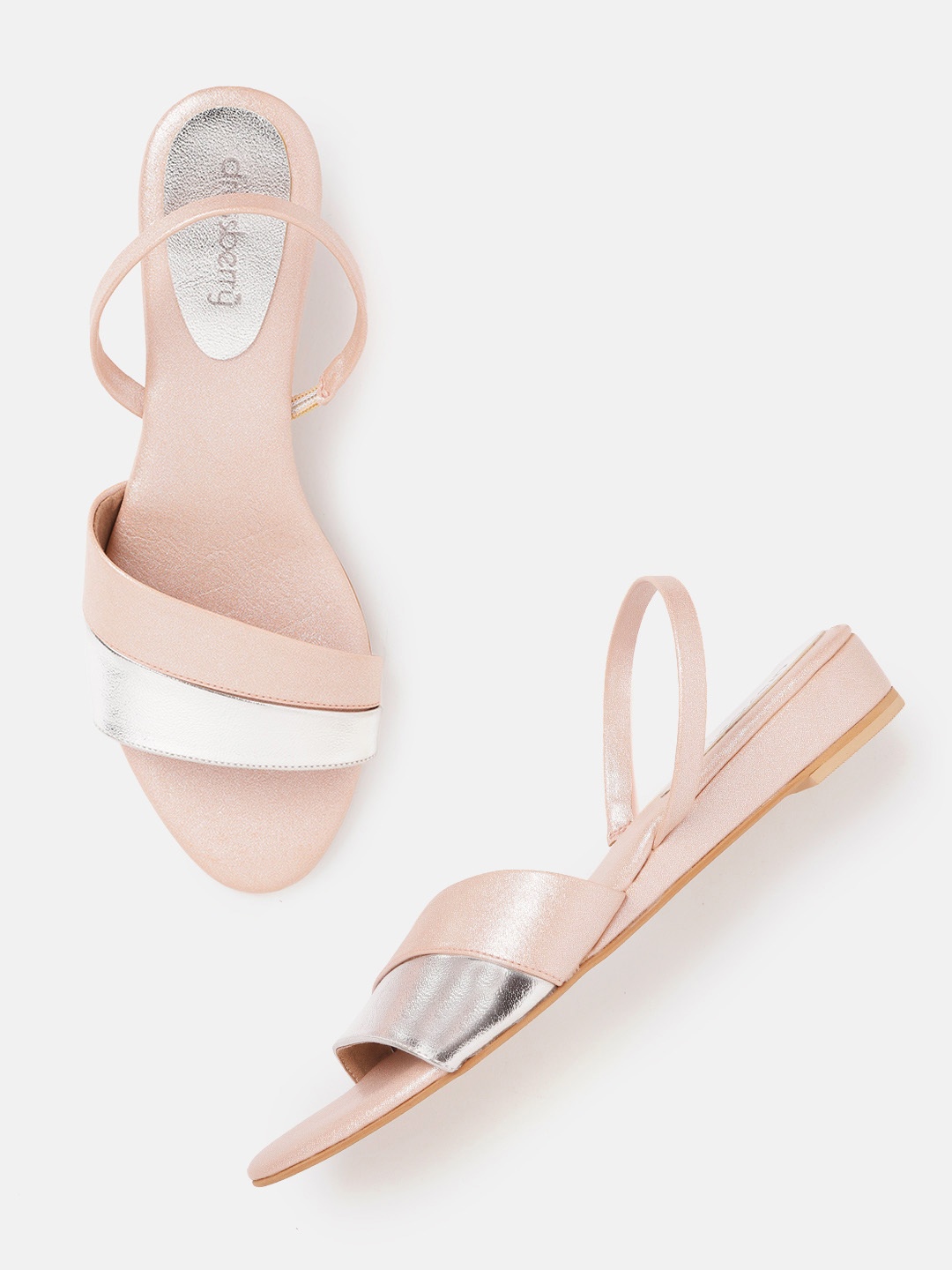 DressBerry Women Silver-Toned & Rose-Gold Toned Colourblocked Handcrafted Open Toe Flats
DressBerry Women Silver-Toned & Rose-Gold Toned Colourblocked Handcrafted Open Toe Flats