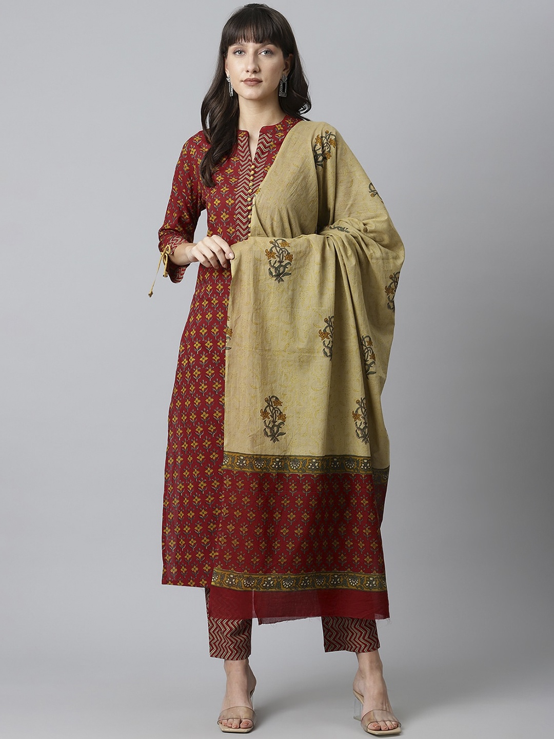 Sringam Women Red Ethnic Motifs Printed Regular Pure Cotton Kurta with Trousers & Dupatta
Sringam Women Red Ethnic Motifs Printed Regular Pure Cotton Kurta with Trousers & Dupatta