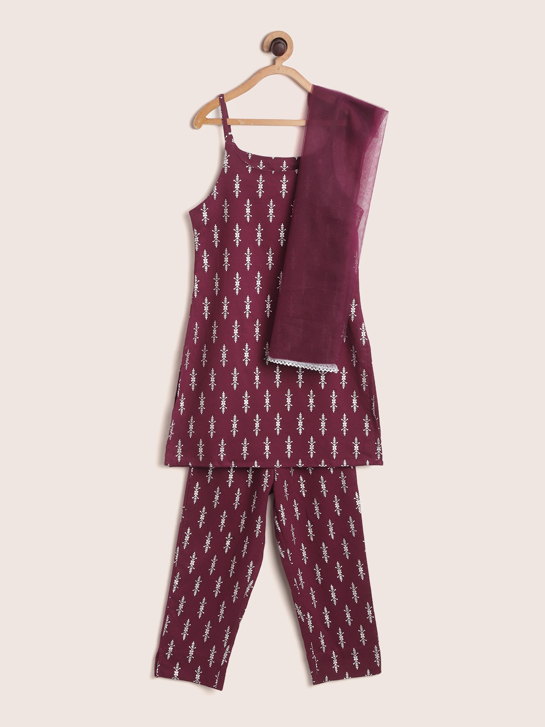 Sangria Girls Maroon Ethnic Motifs Printed Regular Pure Cotton Kurta with Trousers & With Dupatta
Sangria Girls Maroon Ethnic Motifs Printed Regular Pure Cotton Kurta with Trousers & With Dupatta