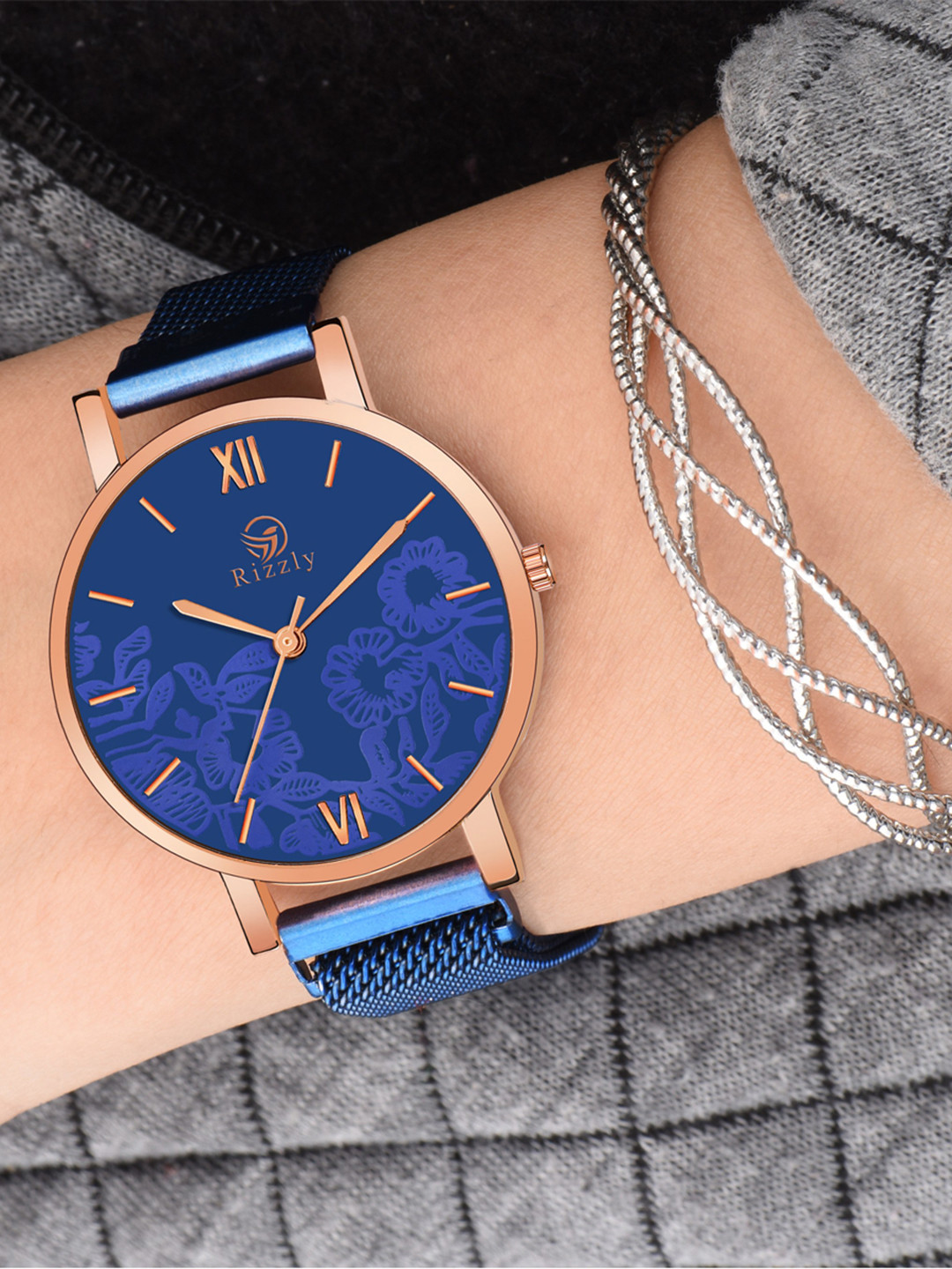 Rizzly Women Blue Brass Printed Dial & Blue Stainless Steel Straps Analogue Watch RZ-119
Rizzly Women Blue Brass Printed Dial & Blue Stainless Steel Straps Analogue Watch RZ-119