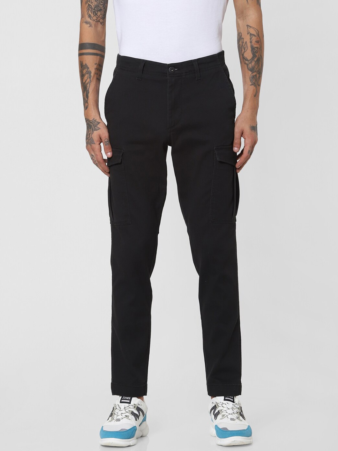 Jack & Jones Men Black Slim Fit Cargos Trousers