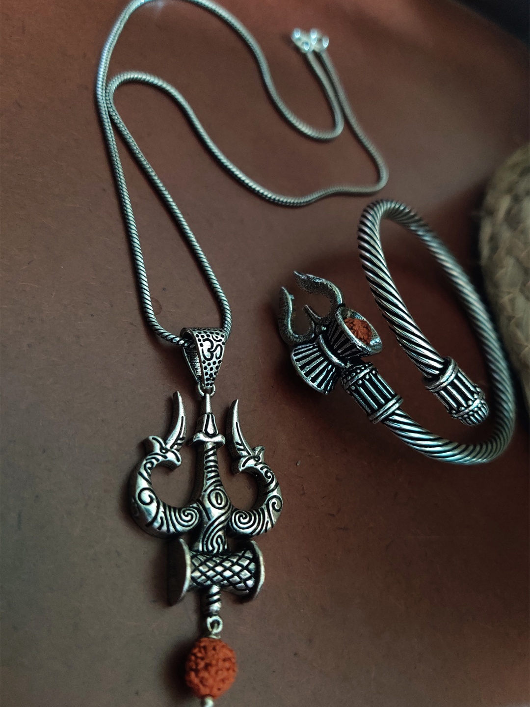 Binnis Wardrobe Women Silver Plated Jewellery Set