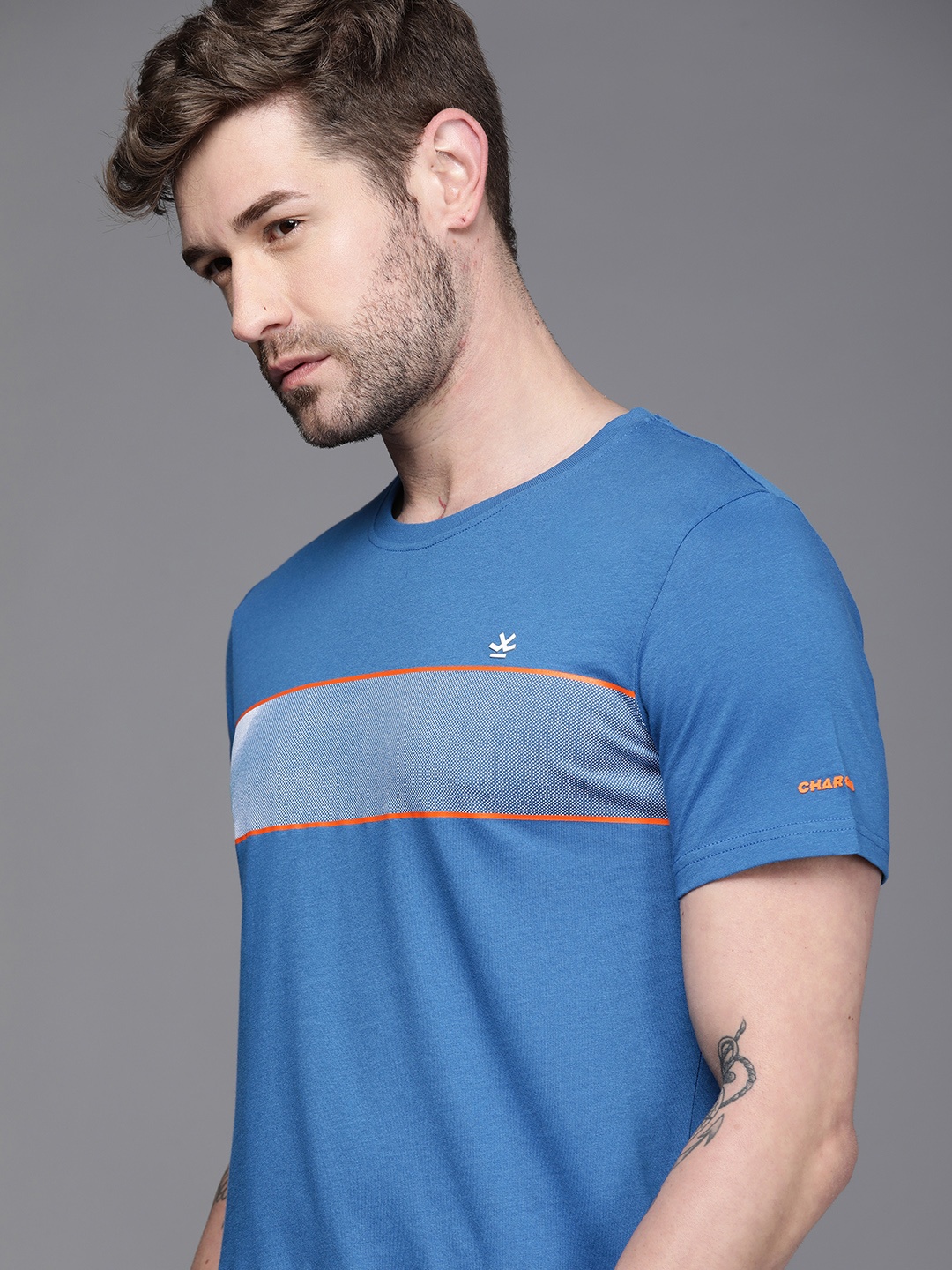 WROGN Men Blue Striped Slim Fit Pure Cotton T-shirt
