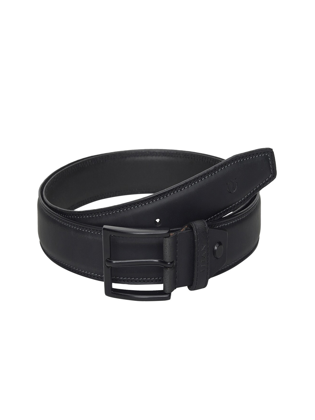 Titan Men Black Solid Leather Belt