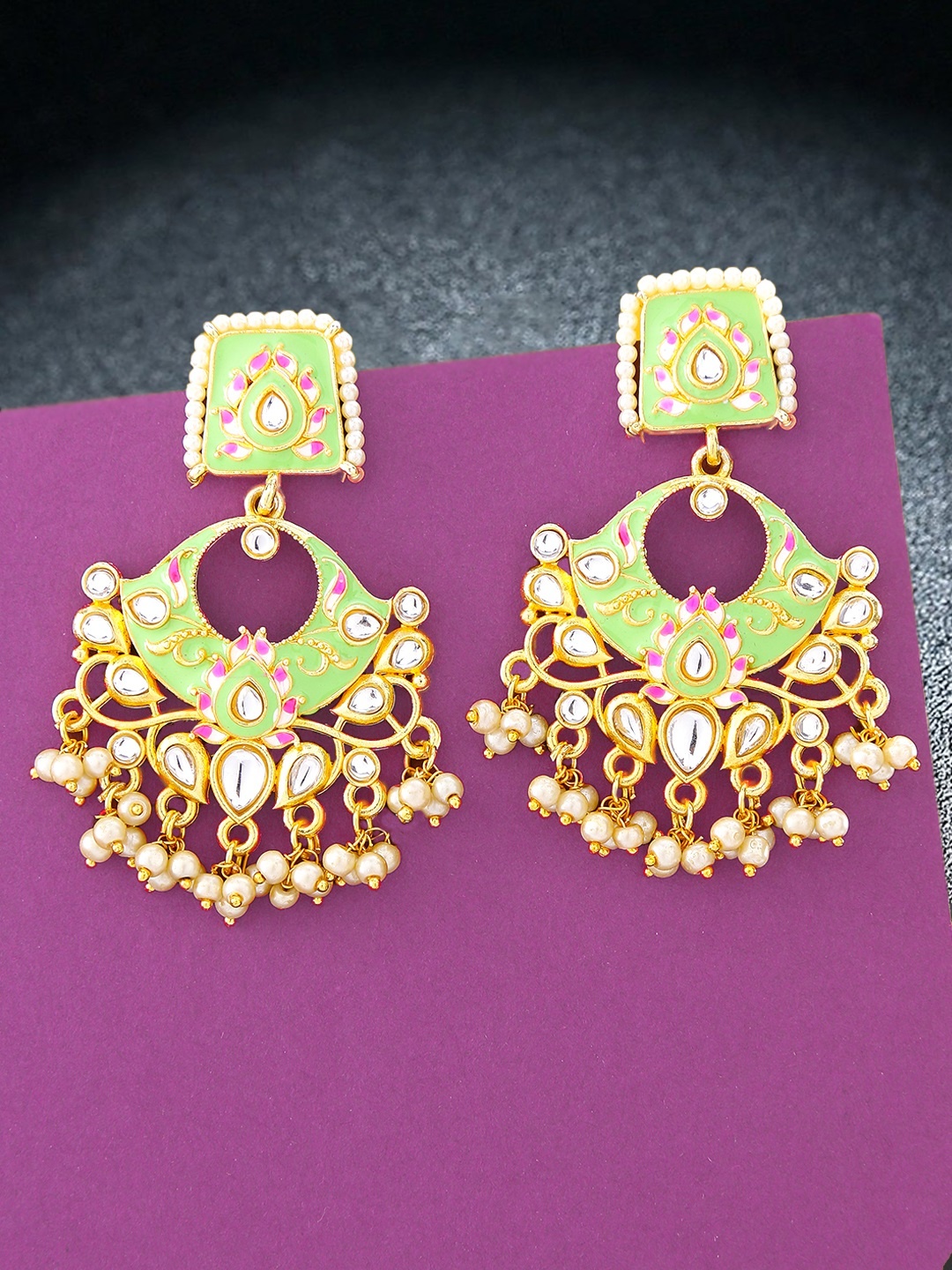 Yellow Chimes Green Enamelled & Kundan Studded Handcrafted Classic Chandbalis Earrings
Yellow Chimes Green Enamelled & Kundan Studded Handcrafted Classic Chandbalis Earrings