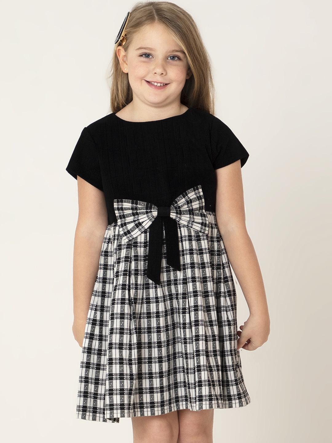 Cherry Crumble Girls Black & White Checked Corduroy Bow Detail Cotton Fit & Flare Dress
Cherry Crumble Girls Black & White Checked Corduroy Bow Detail Cotton Fit & Flare Dress
