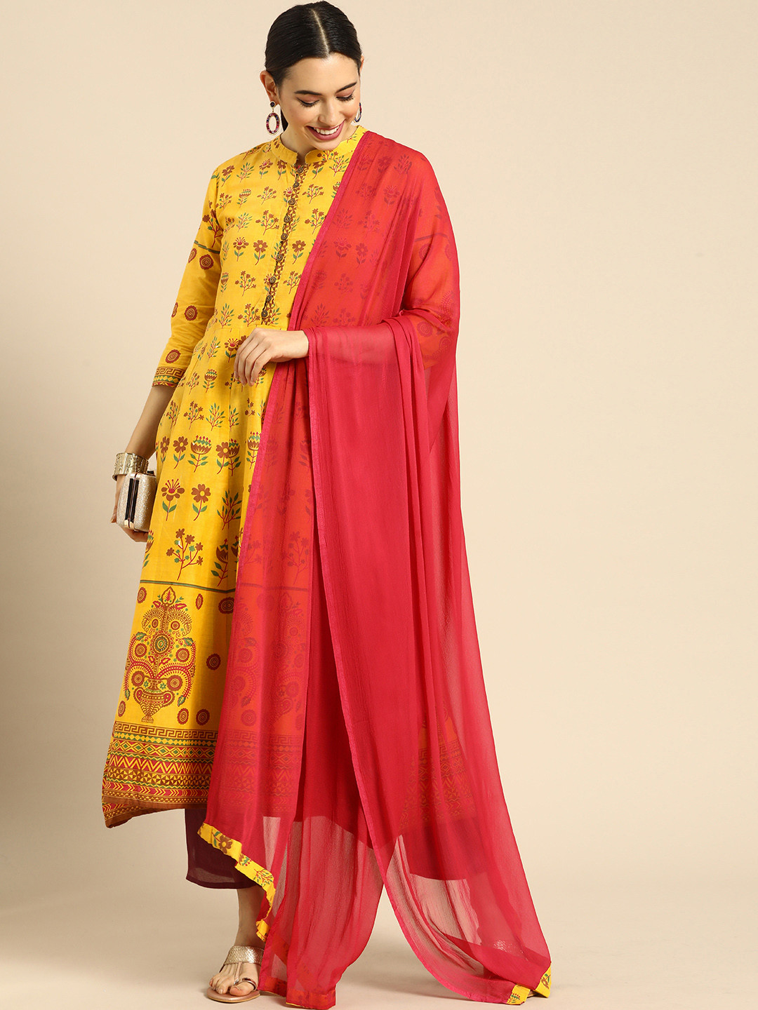 Anouk Women Yellow & Red Floral Printed Cotton Anarkali Kurta with Trousers & With Dupatta
Anouk Women Yellow & Red Floral Printed Cotton Anarkali Kurta with Trousers & With Dupatta