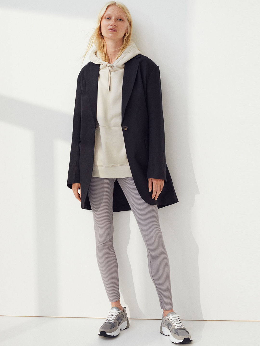 H&M Women Grey Ribbed Leggings