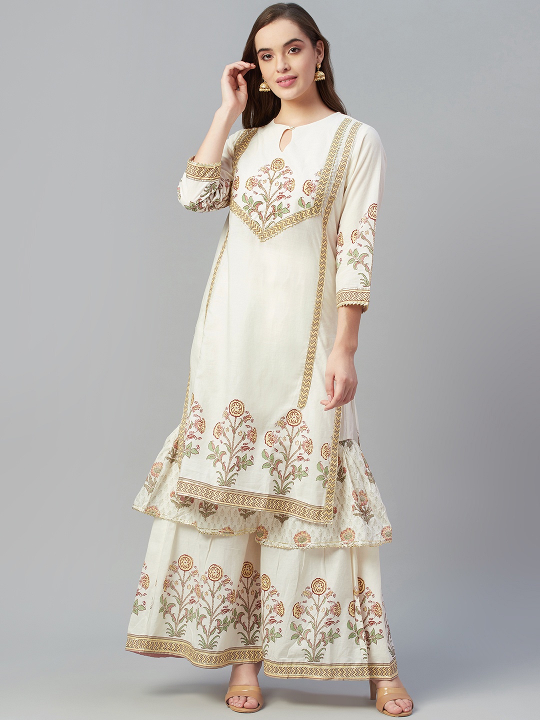 Silai Bunai Women Beige Floral Printed Regular Pure Cotton Kurta with Palazzos & With Dupatta
Silai Bunai Women Beige Floral Printed Regular Pure Cotton Kurta with Palazzos & With Dupatta