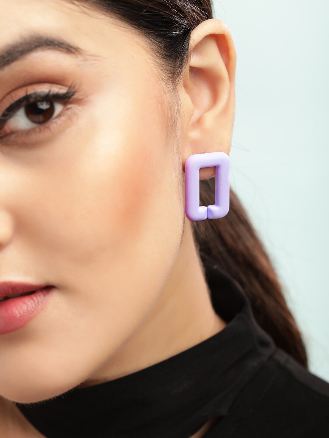 TOKYO TALKIES X rubans FASHION ACCESSORIES Silver-Toned Contemporary Studs Earrings
TOKYO TALKIES X rubans FASHION ACCESSORIES Silver-Toned Contemporary Studs Earrings
