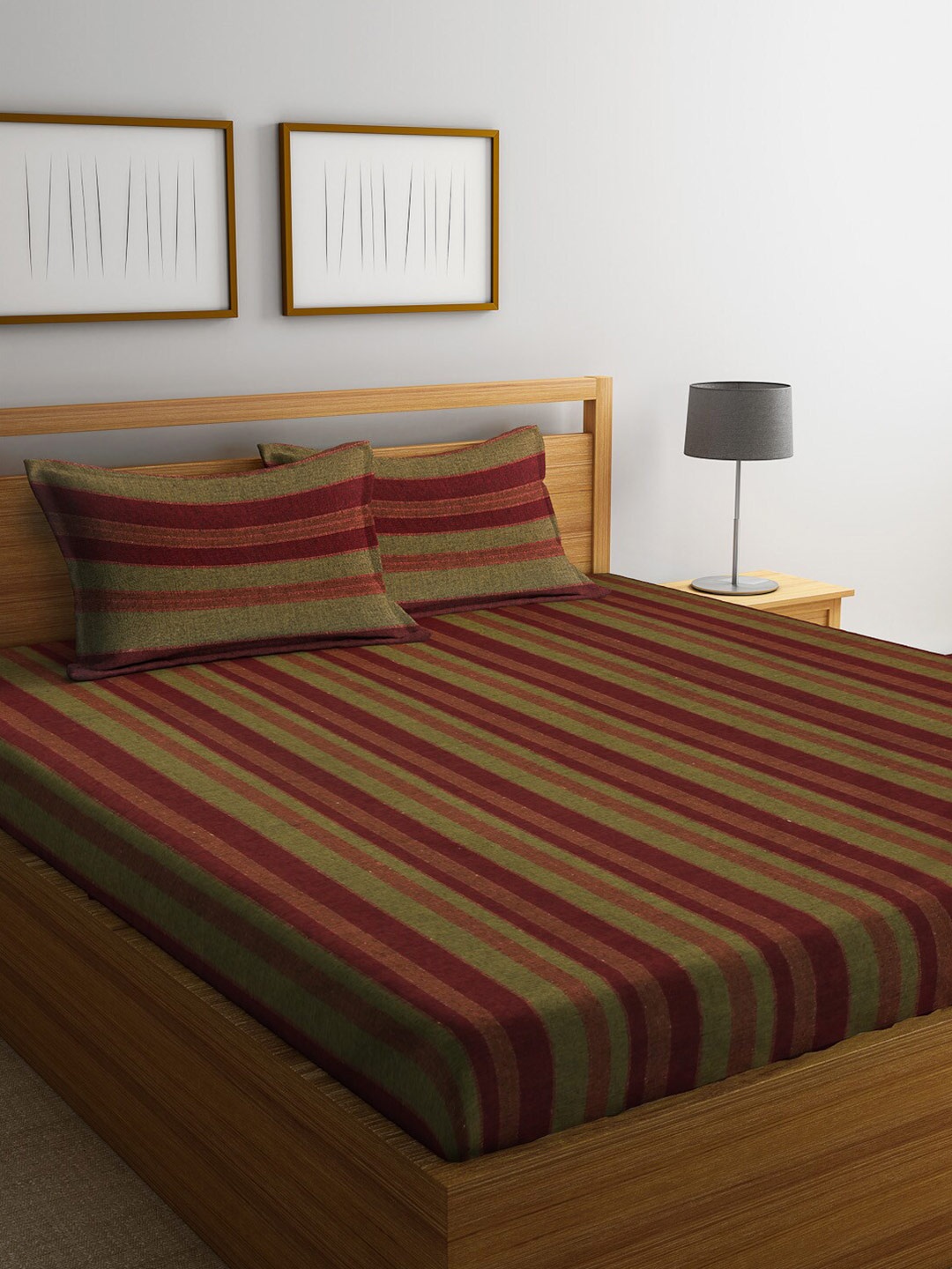 Arrabi Maroon & Beige Striped 300 TC Super King Cotton Bedsheet with 2 Pillow Covers
Arrabi Maroon & Beige Striped 300 TC Super King Cotton Bedsheet with 2 Pillow Covers